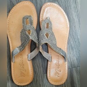 Matisse Rhinestone Embellished Thong Sandal Size 9 🌴